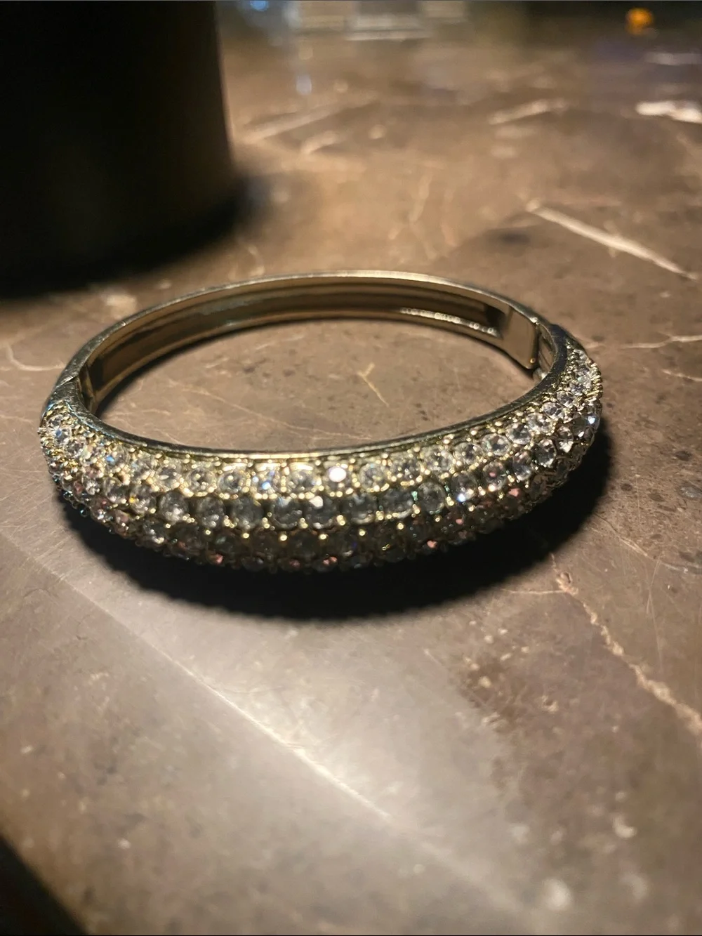 N/A shiny silver